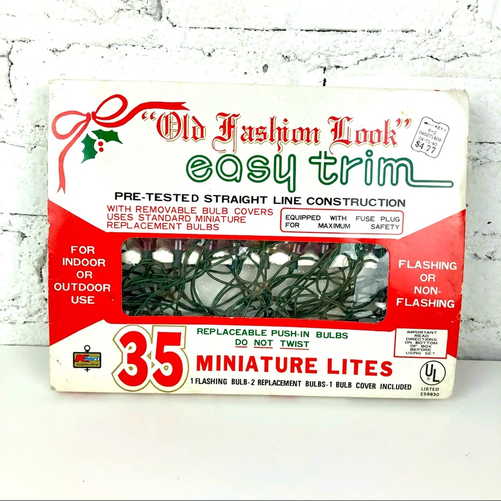 Vintage Old Fashioned Christmas String Lights